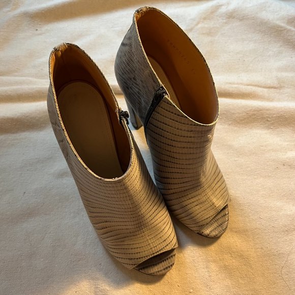 Auth Margiela Curved Heel Boots - Picture 2 of 8